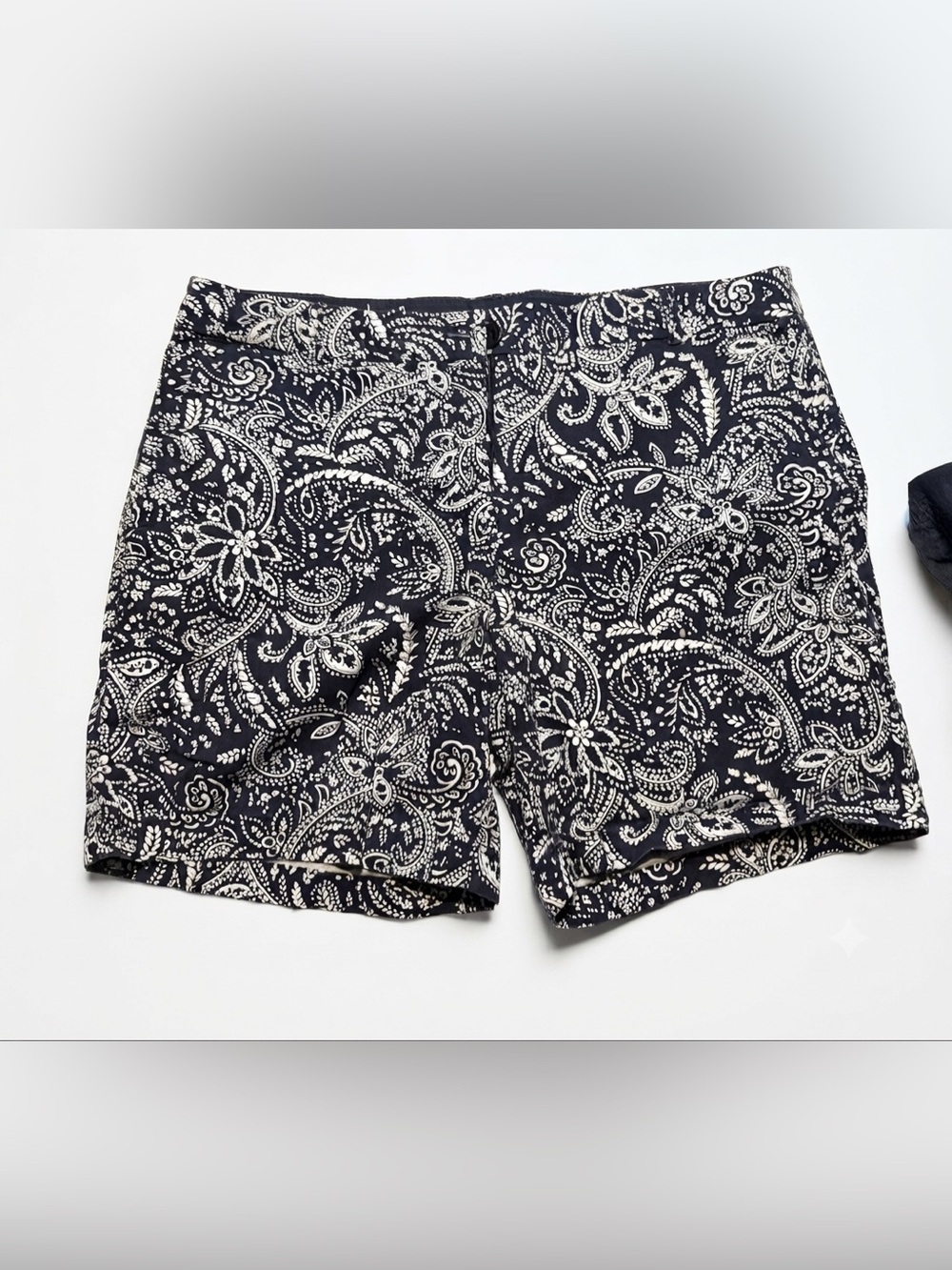 Talbots Navy Blue The Weekend Paisley Floral Shorts 12